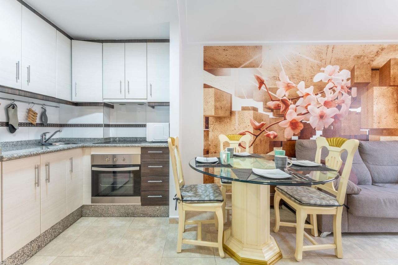 Apartment Evelin サンタ・ポラ エクステリア 写真