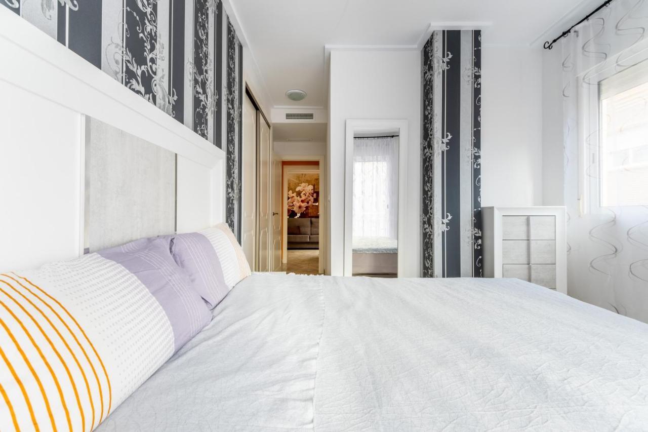 Apartment Evelin サンタ・ポラ エクステリア 写真